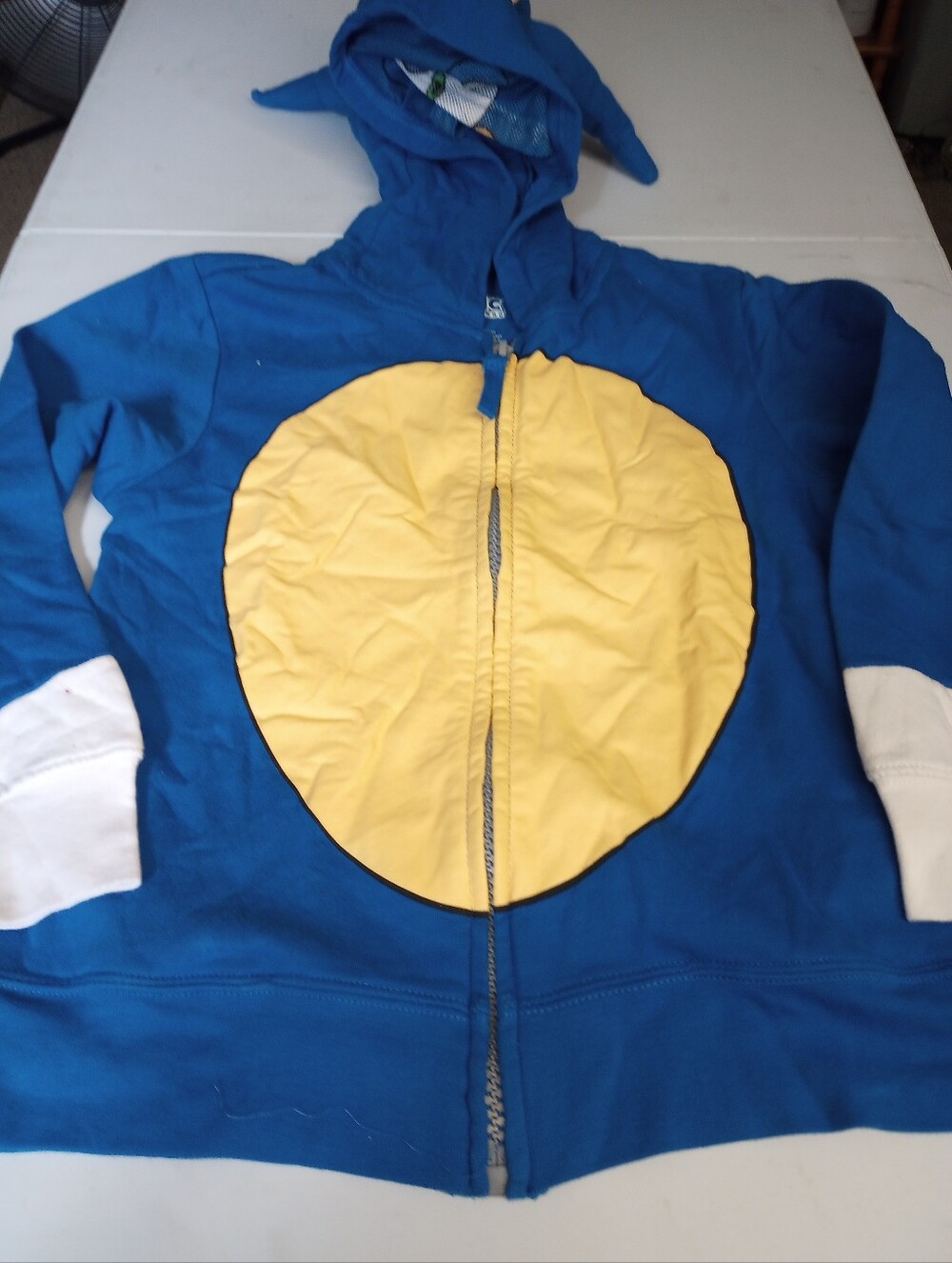 Sonic The Hedgehog Blue and Yellow Kids Hoodie Size 7